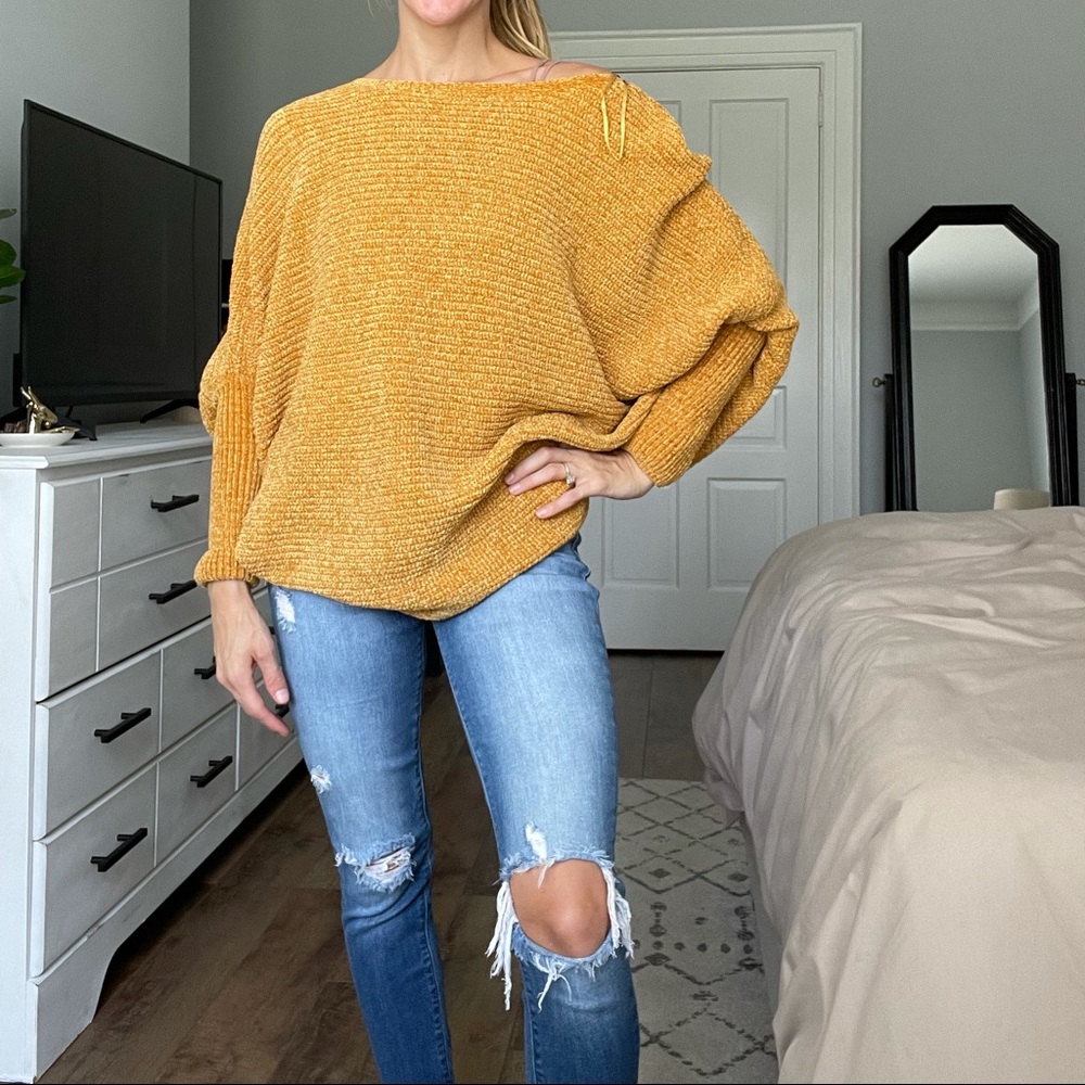 Mustard sweater (size small)